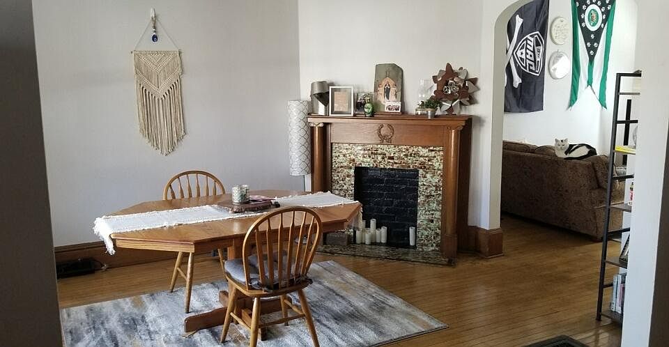 1st image of 5805 Franklin Ave #5