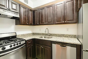 Rented by Hillel Realty Group