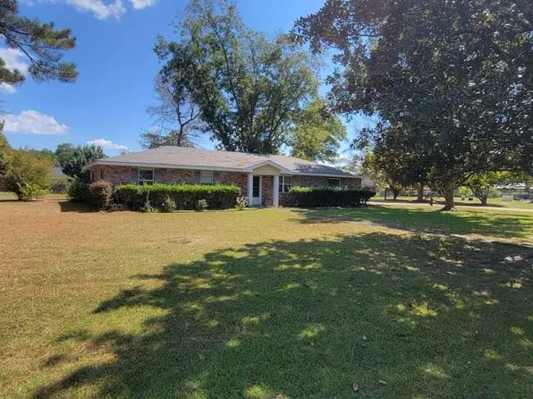 119 Henderson St, Deridder, LA 70634