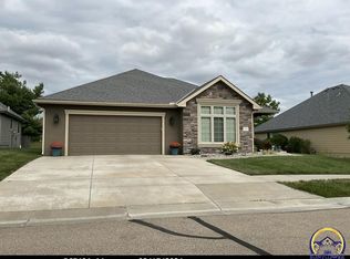 2228 SW Millers Glen Dr, Topeka, KS 66614
