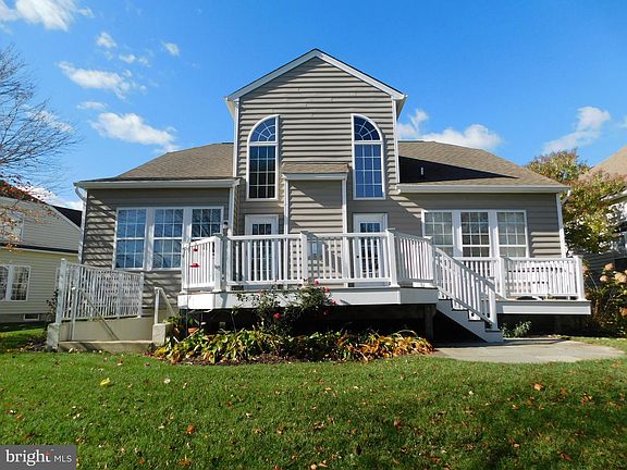 2nd image of 304 Aster Cir