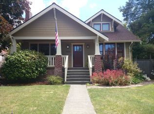 3808 44th Ave SW, Seattle, WA 98116