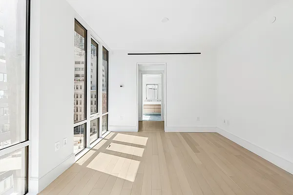 Rented by Compass | media 18