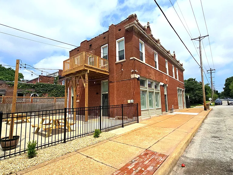 3500 Magnolia Ave #2R — Photo 13