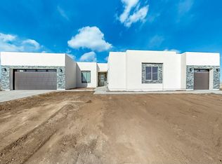 3 Cleveland Rd, Edgewood, NM 87015