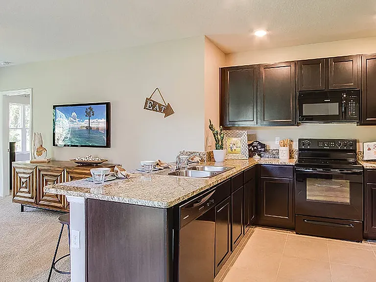 5327 San Palermo Dr — Photo 3