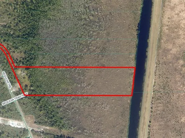 293 Fisher Rd, Ocklawaha, FL 32179