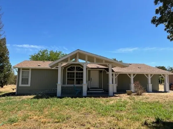 10293 Candy Cane Ln, Redding, CA 96003