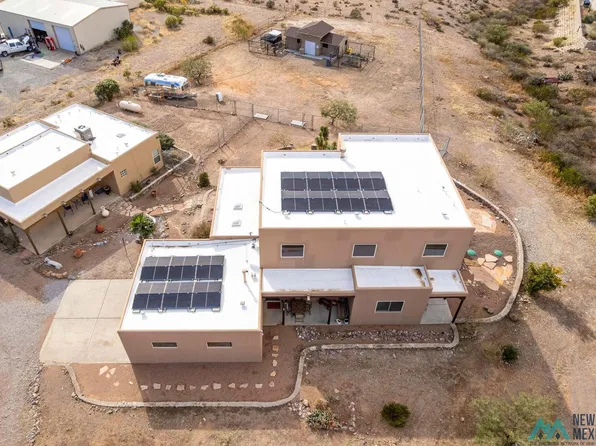 5012 Heno Mine Rd, Las Cruces, NM 88011