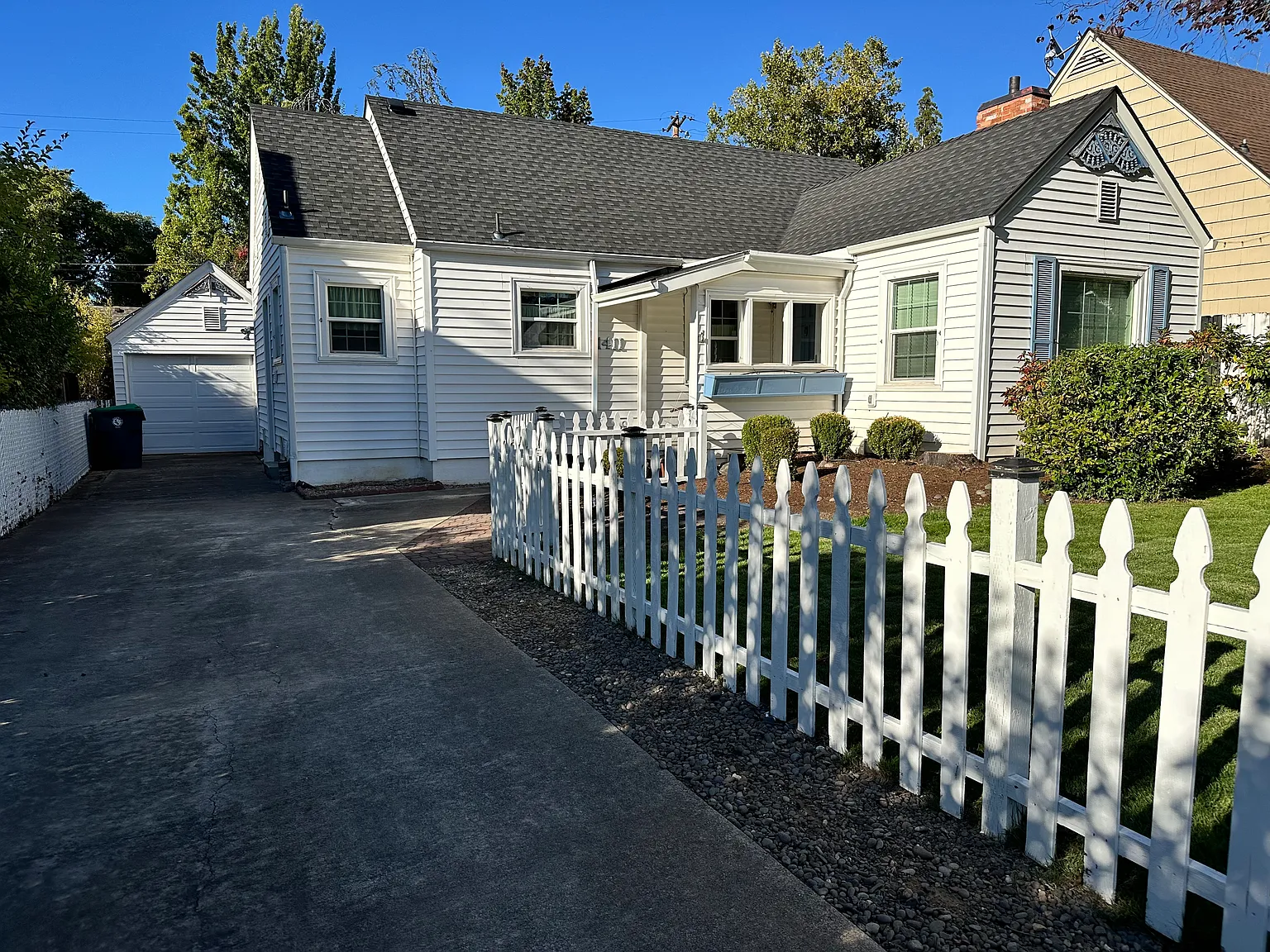 2 bed, 1161 sqft, $1,950 — Photo 2