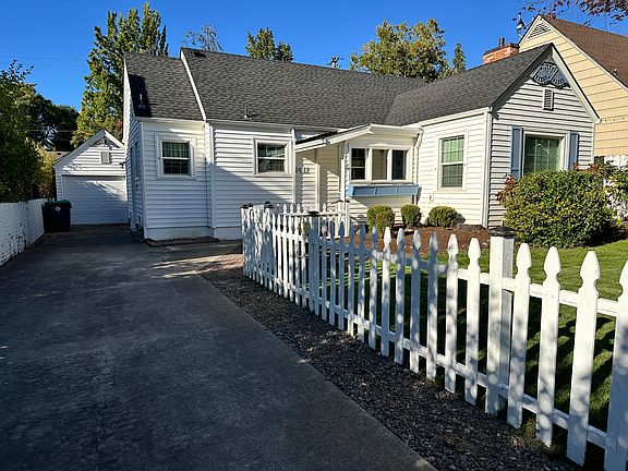 2nd image of 1411 Euclid Ave