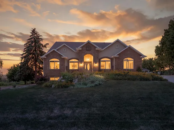 2981 N 150 W, North Ogden, UT 84414