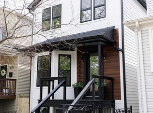 2653 W George St, Chicago, IL 60618