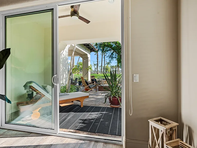 56738 Palms Dr — Photo 18