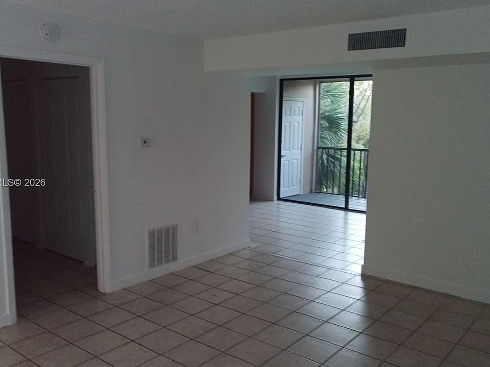 1st image of 8400 SW 133rd Avenue Rd APT 318