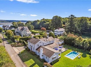 12 Racketts Ln, Essex, CT 06426