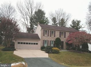 11421 Beechgrove Ln, Rockville, MD