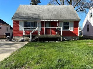 209 Carr Ave, Bowling Green, OH 43402
