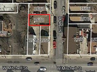 1671 S 15th Pl, Milwaukee, WI 53204