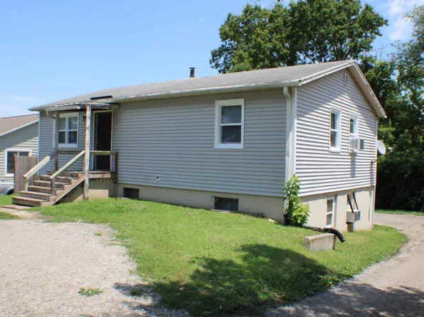 1720 SE Pennsylvania Ave #1/2, Topeka, KS 66607