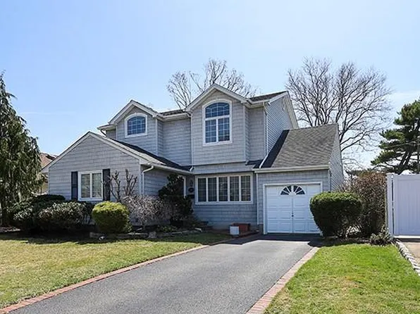 3646 Collector Lane, Bethpage, NY 11714