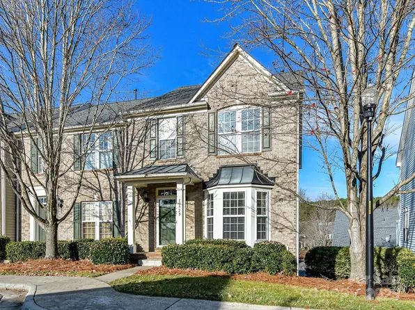 20523 Harbor View Dr, Cornelius, NC 28031
