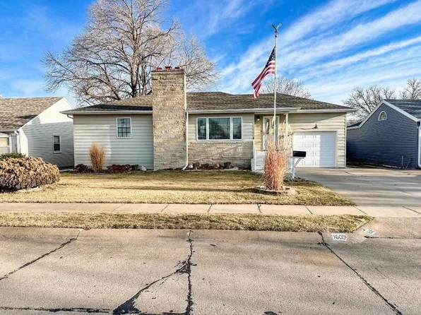 1609 W 1st St, North Platte, NE 69101-0000