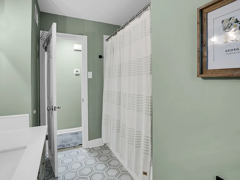 9 Hillyer Dr — Photo 29