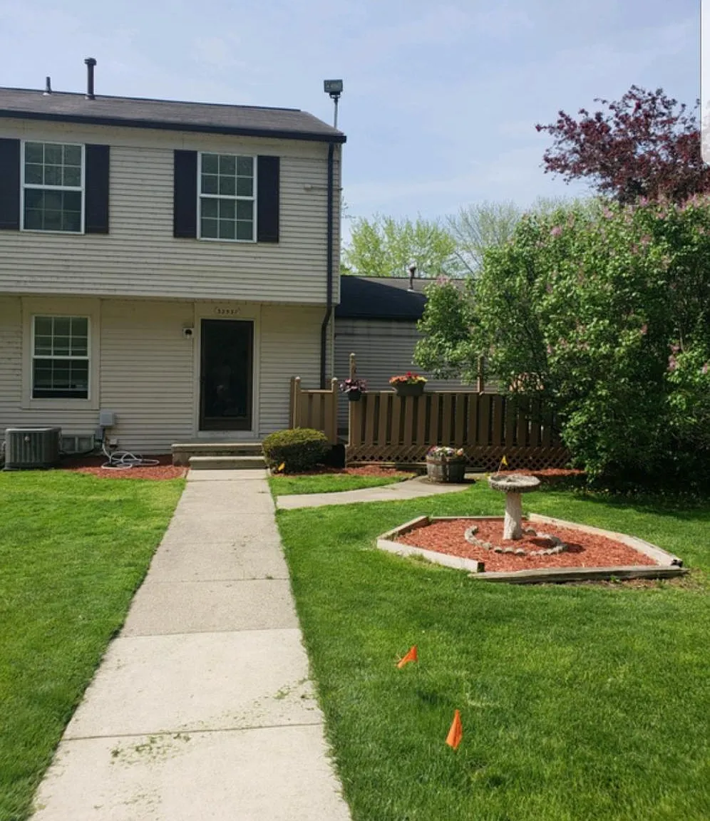 33537 Bayview Dr — Photo 3