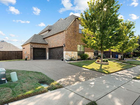 2nd image of 1017 Pleasant View Dr