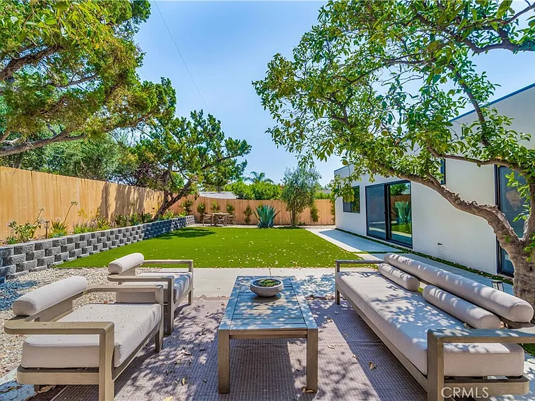 23861 Gilmore St — Photo 33