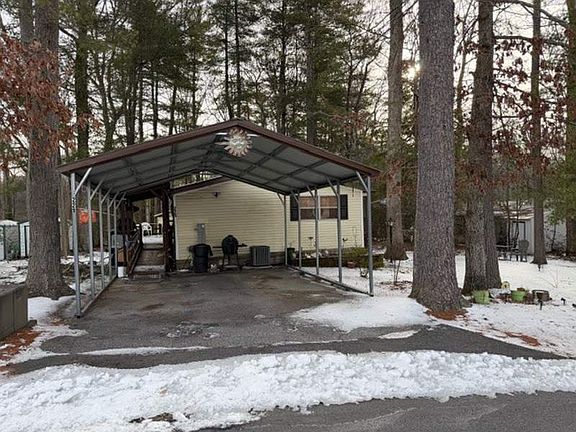 3rd image of 229 Ironwood Dr #116