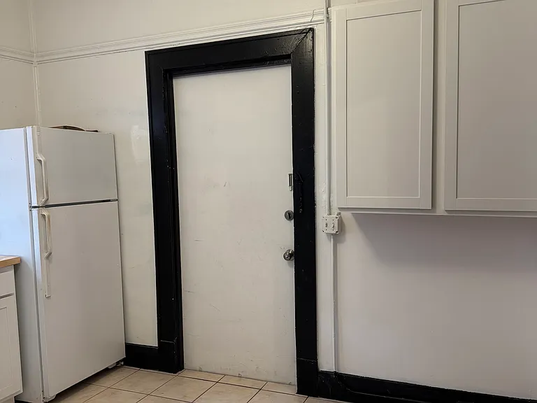 607 E Louisiana Ave #1 — Photo 8