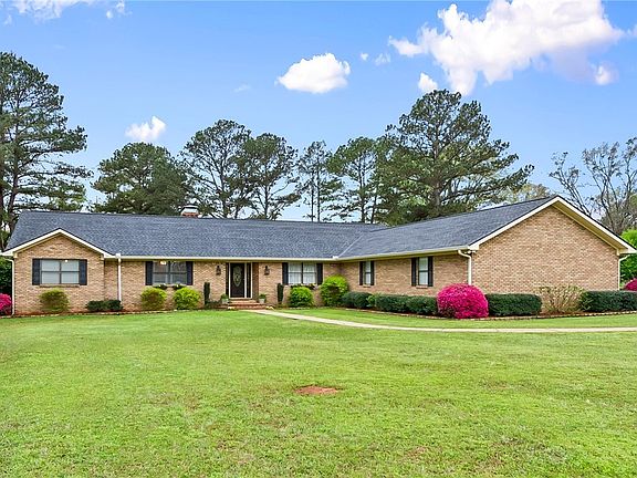 2nd image of 11270 Maxwell Loop Rd