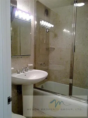 Rented by Medow Property | media 14