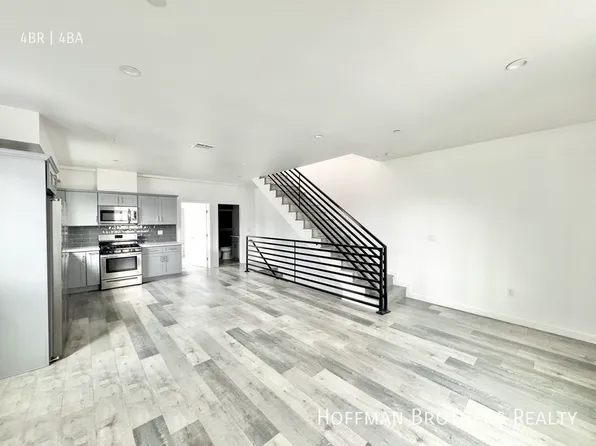 158 N Mariposa Ave #1/2, Los Angeles, CA 90004