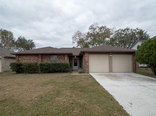 12711 Fenimore Ct, Sugar Land, TX 77478