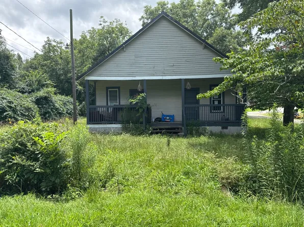 98 Arnco Fifth St, Newnan, GA 30263