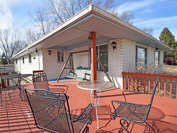 4th image of 549 Kleist Dr