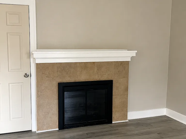 1362 Shawview Ave — Photo 4