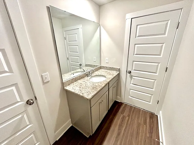115 Hutchinson Rd — Photo 33