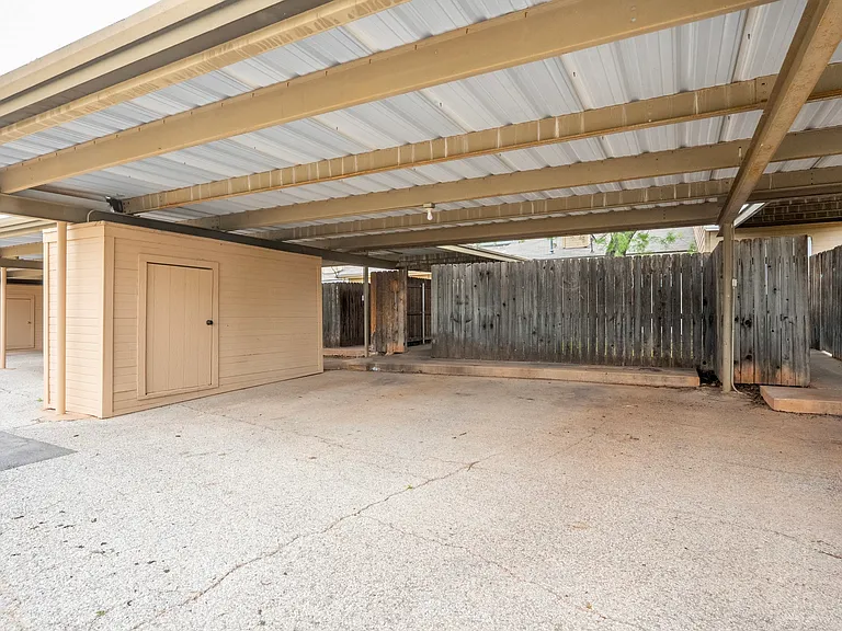 4535 Bermuda Dr — Photo 27