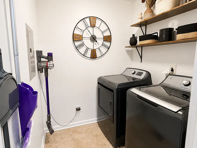 3967 Picasso Ct — Photo 8