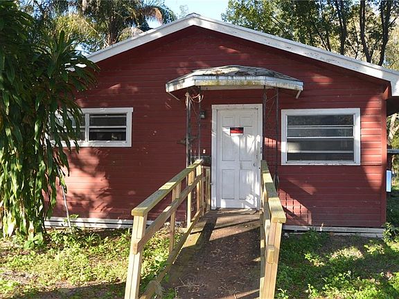 2nd image of 419 N Volusia Ave