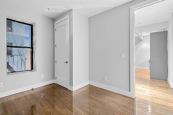 2nd image of 124 E 117th St APT 4K