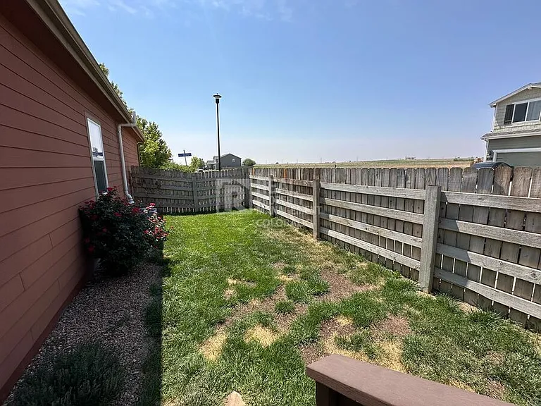 1836 Taos St — Photo 14