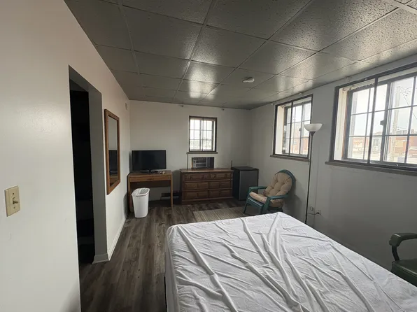 310 Adams St #44, Creston, IA 50801