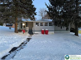 1009 Redwood Dr, Breinigsville, PA 18031