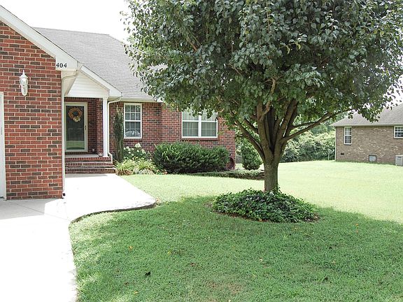 3rd image of 404 McCoy Ct