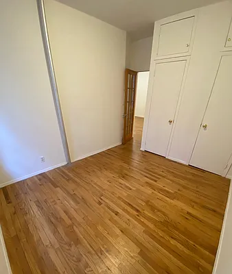 Rented by GreenVill Real Estate LLC | media 23